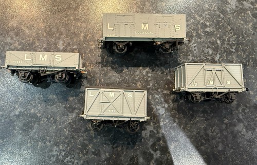 Kit built lms wagon set - built, x4